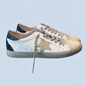 Womens Sneaker Size 8